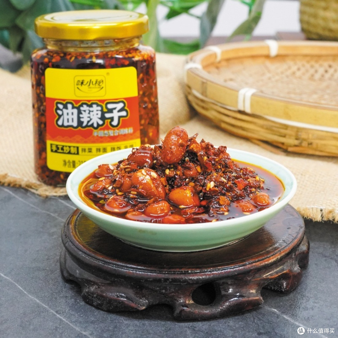 地道油辣子,下面拌饭香