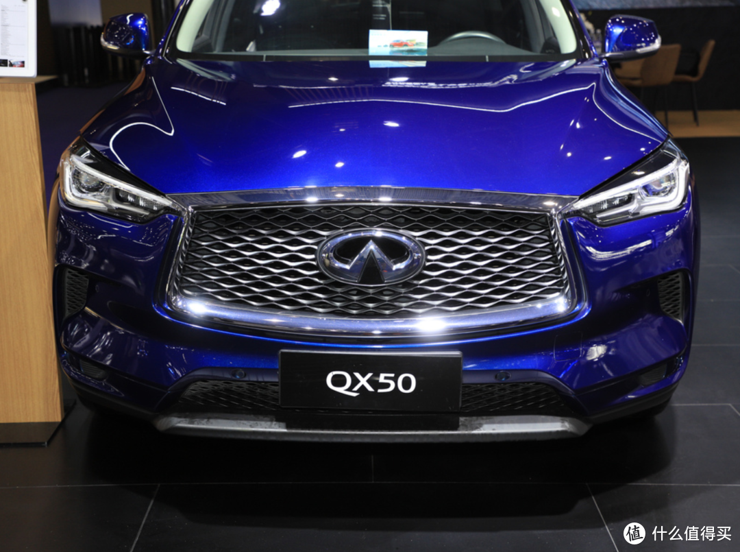 英菲尼迪QX50：精致豪华的中型SUV