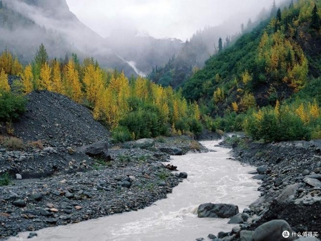 钥匙扣材质选择与耐用性研究