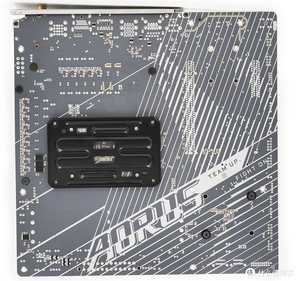 技嘉冰雕B650M AORUS ELITE AX ICE主板开箱分享