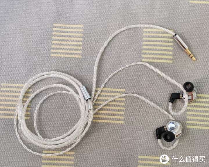 高性价比入耳式有线HiFi耳机推荐：觅声猎户座耳机评测分享