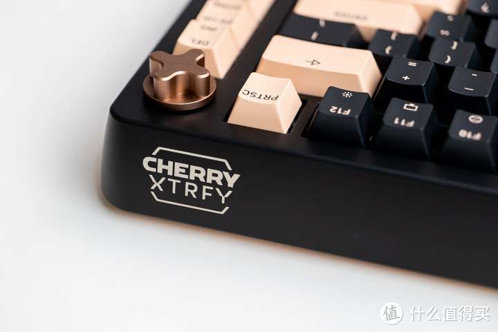 CHERRY XTRFY PIXIU75 三模机械键盘拆解测评分享