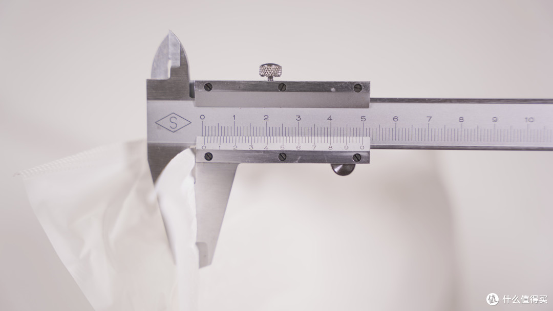 姨妈巾怎么选？10款超薄日用卫生巾横评，竟然不是越贵的越好用！