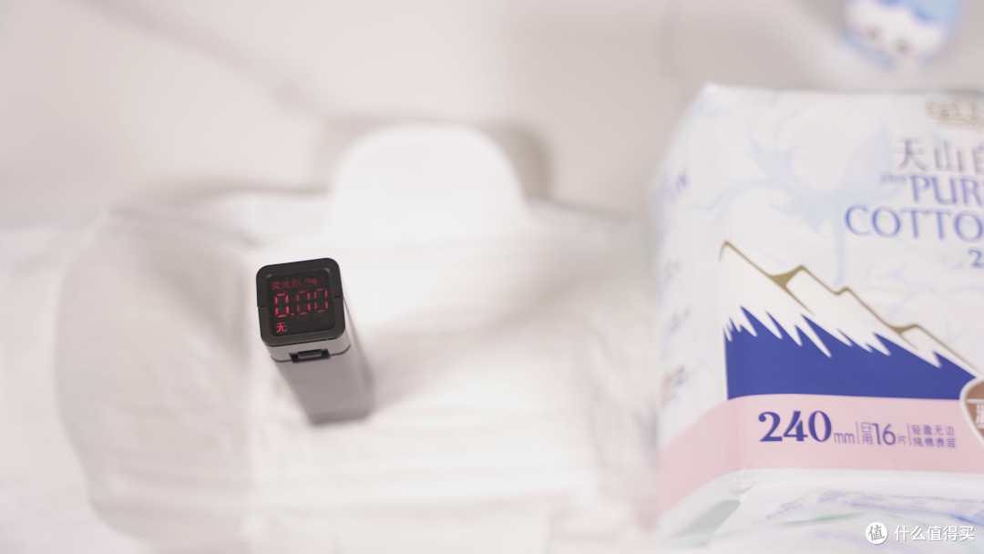 姨妈巾怎么选？10款超薄日用卫生巾横评，竟然不是越贵的越好用！