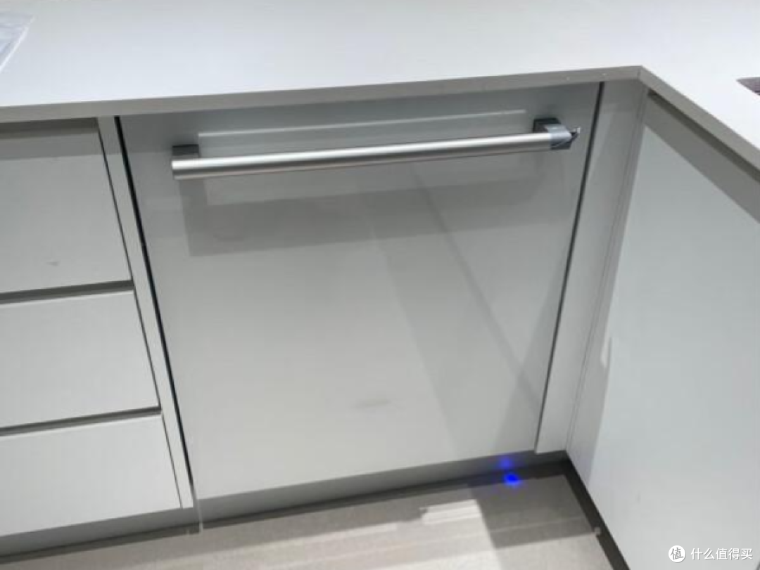 新房装修，想入手一台嵌入式洗碗机，有什么型号值得推荐?嵌入式洗碗机选购攻略