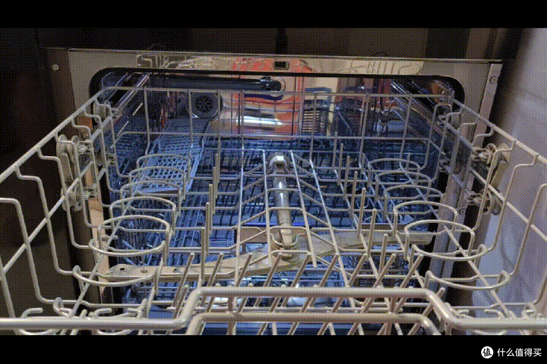 新房装修，想入手一台嵌入式洗碗机，有什么型号值得推荐?嵌入式洗碗机选购攻略