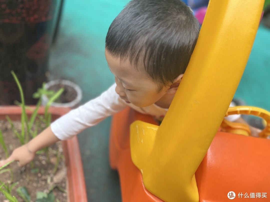 宝贝，恭喜你顺利进入幼儿园，跑进学习知识的赛道，别着急慢慢来就好～