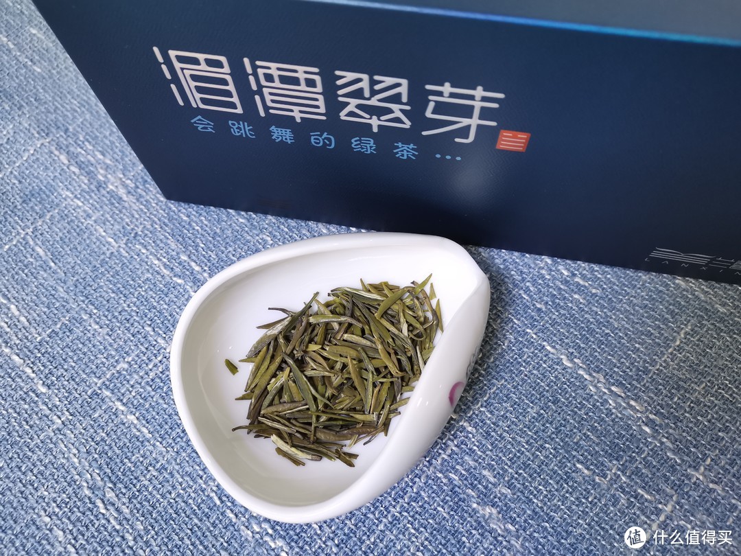 雀舌、竹叶青茶和湄潭翠芽的区别有哪些？送人哪个档次高