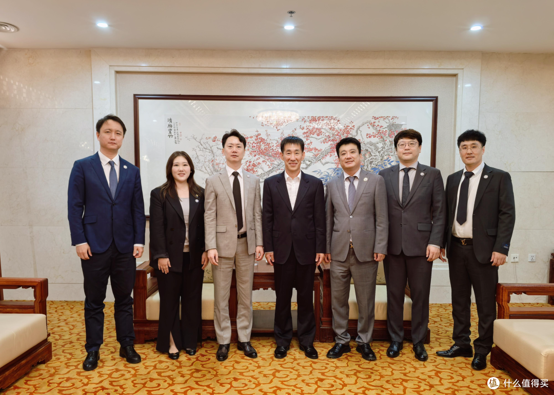 韩国山东商会张文君会长一行拜访中国驻韩国大使馆经商处