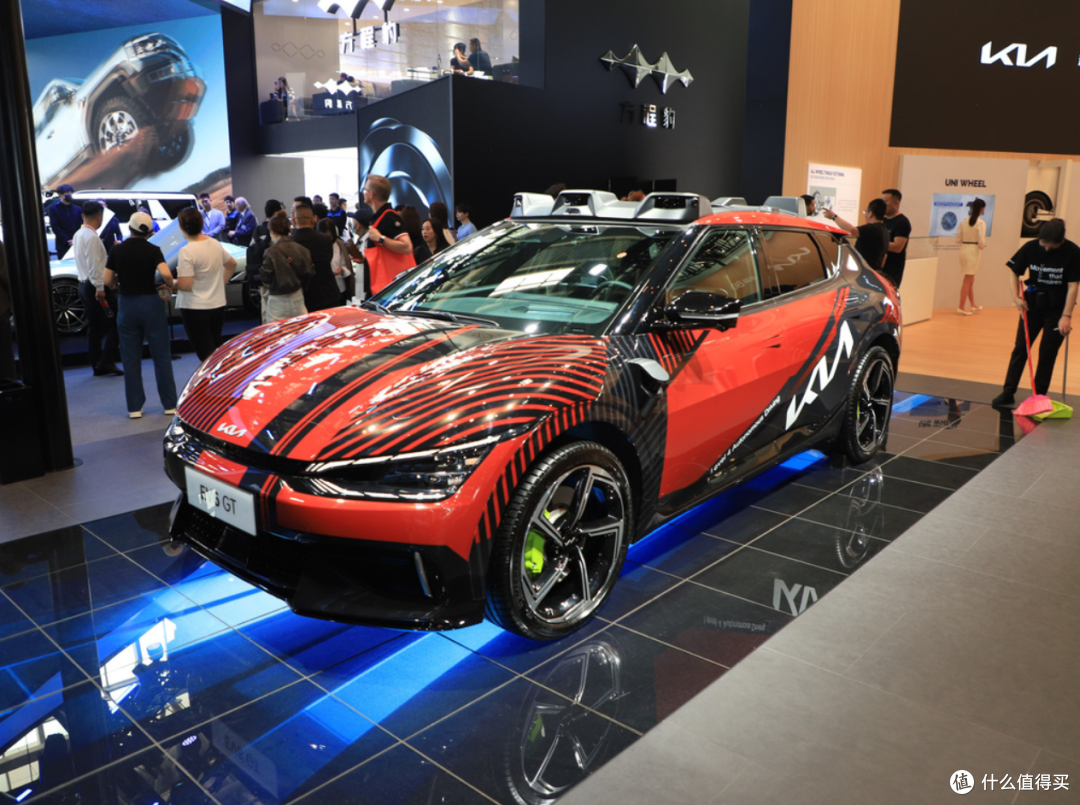 2828万元高能纯电轿跑起亚ev6