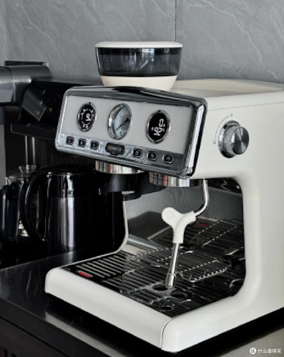 便宜or贵的咖啡机核心区别是什么？从小白到进阶，如何选对咖啡机，附佩罗奇、德龙、格米莱等测评