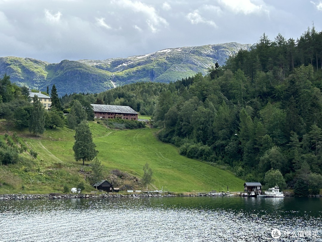 迟到四年的挪威亲子之旅—篇五（上）： 7月4日—不可复制的绝对深度，Hardangerfjord峡湾公交游......