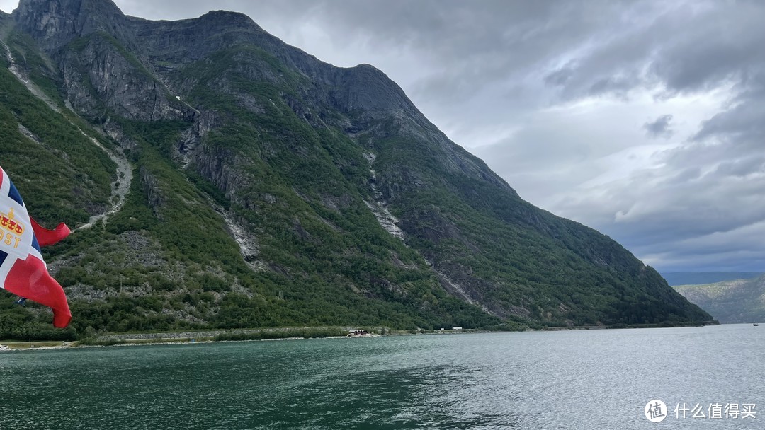 迟到四年的挪威亲子之旅—篇五（上）： 7月4日—不可复制的绝对深度，Hardangerfjord峡湾公交游......