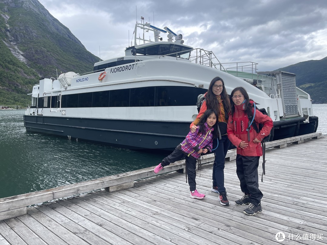 迟到四年的挪威亲子之旅—篇五（上）： 7月4日—不可复制的绝对深度，Hardangerfjord峡湾公交游......