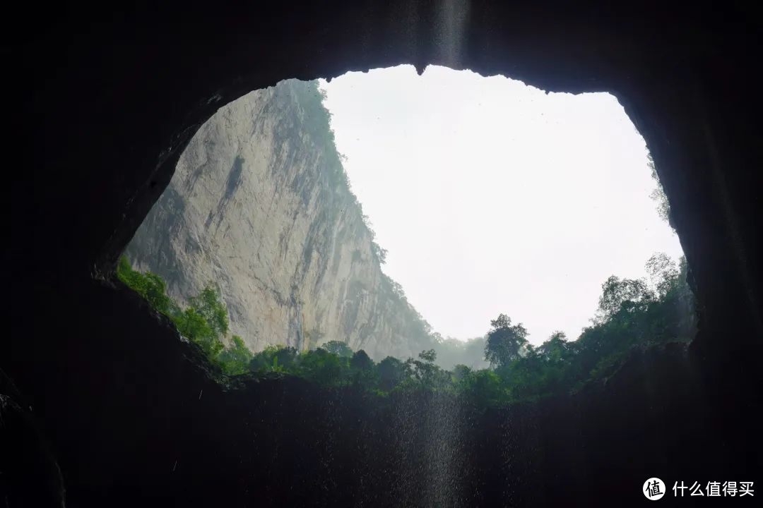 它是贵州山水的排面，避暑和小吃都是满分