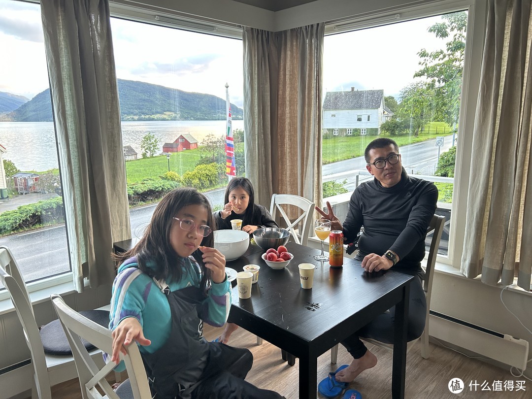 迟到四年的挪威亲子之旅—篇六（下）： 7月4日—不可复制的绝对深度，Hardangerfjord峡湾公交游......