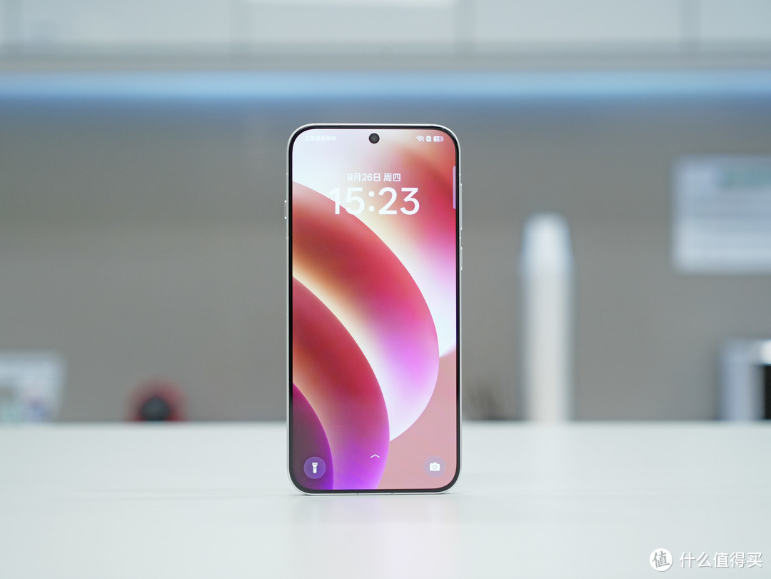 外媒盛赞OPPO Find X8击败三星S25，泄露配置汇总