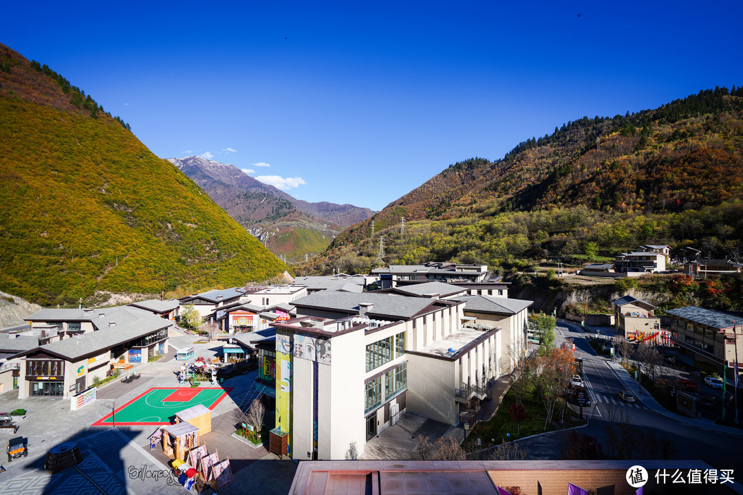 半途出家，落地成康：九寨沟康莱德酒店 豪华景观套房 入住体验