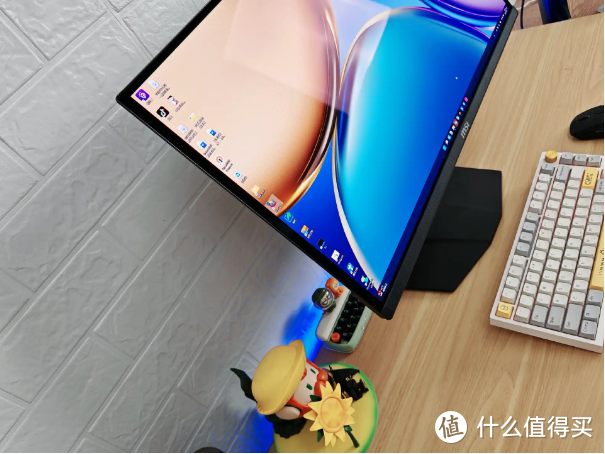 配置很顶！工作、娱乐双赢，微星MAG 271QPX QD-OLED E2显示器上手