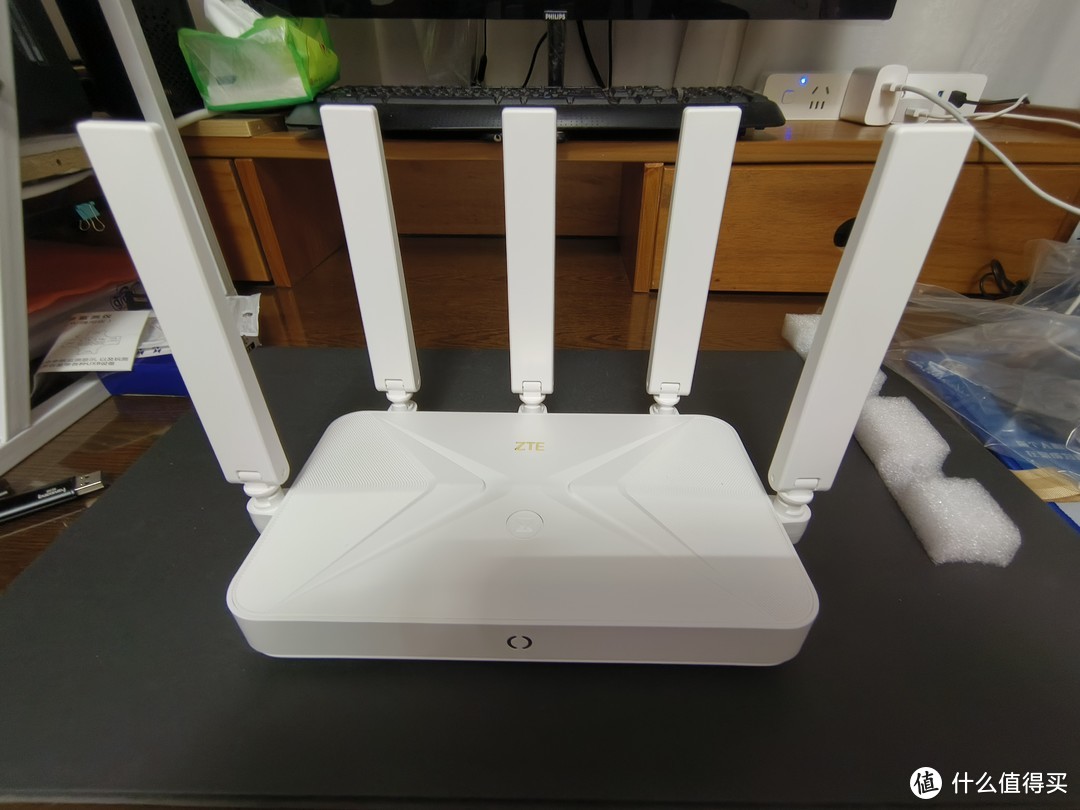 WIFI7尝鲜 中兴巡天BE5100路由器