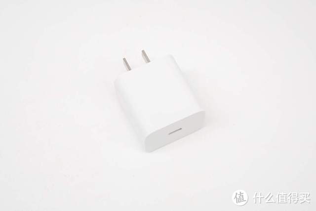 PD 35W充电，iPhone 手机更适配，奥海35W USB-C充电器评测