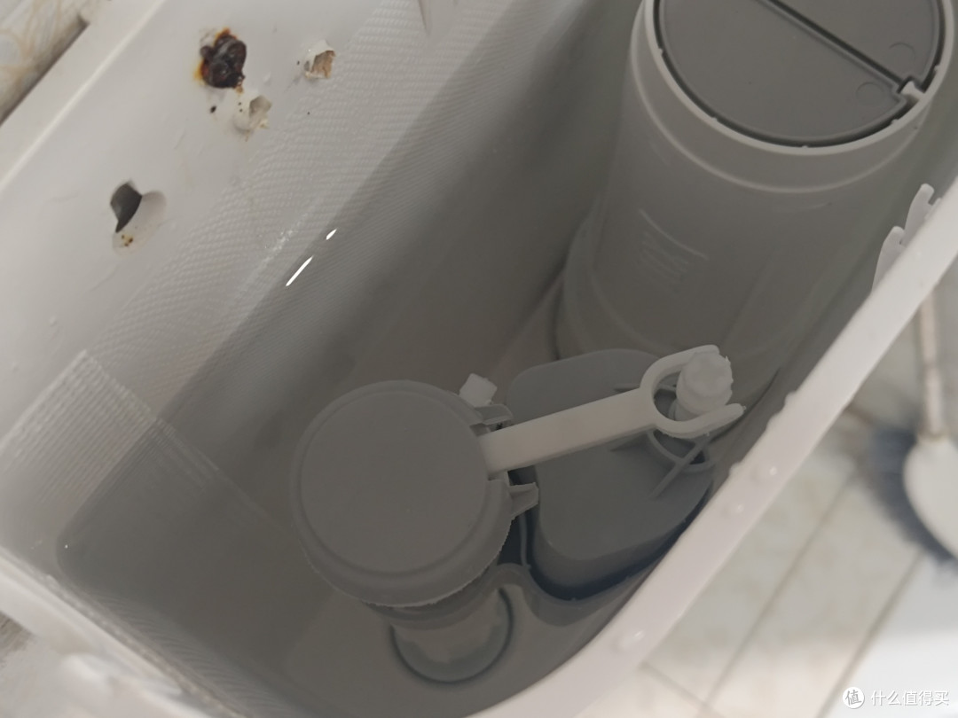 一招解决抽水马桶一直上水，流水不停，实测有效！！！省时省钱又省心！_马桶_什么值得买