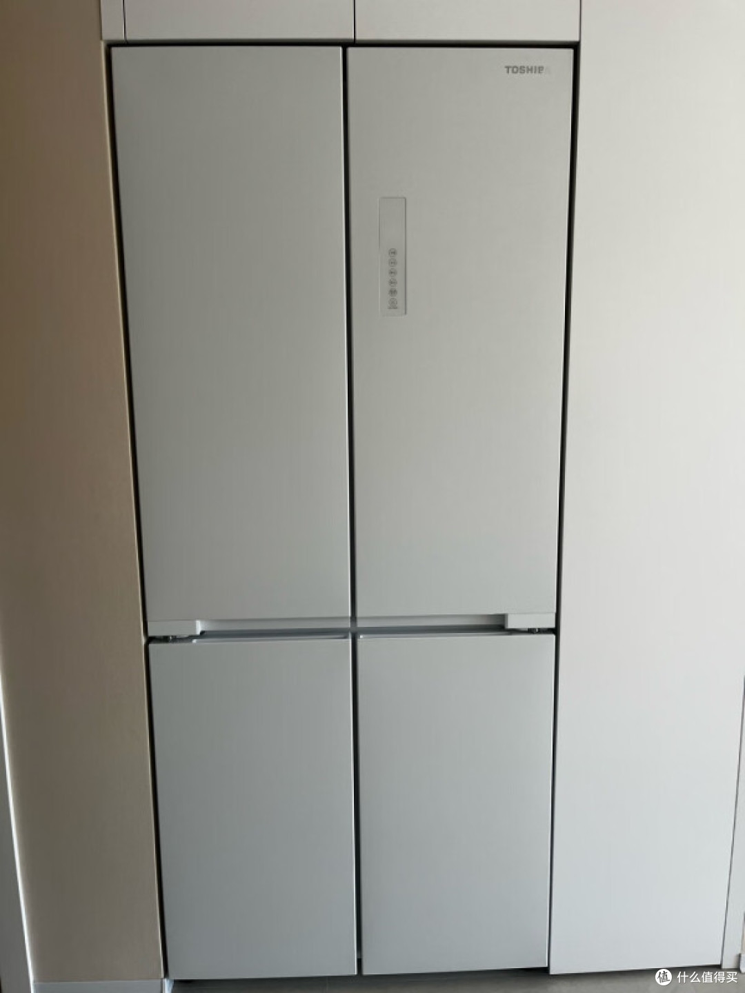 预算7000,有什么法式冰箱推荐?海尔麦浪、东芝白珍珠、容声旗舰机和美的机皇哪款冰箱性价比高?