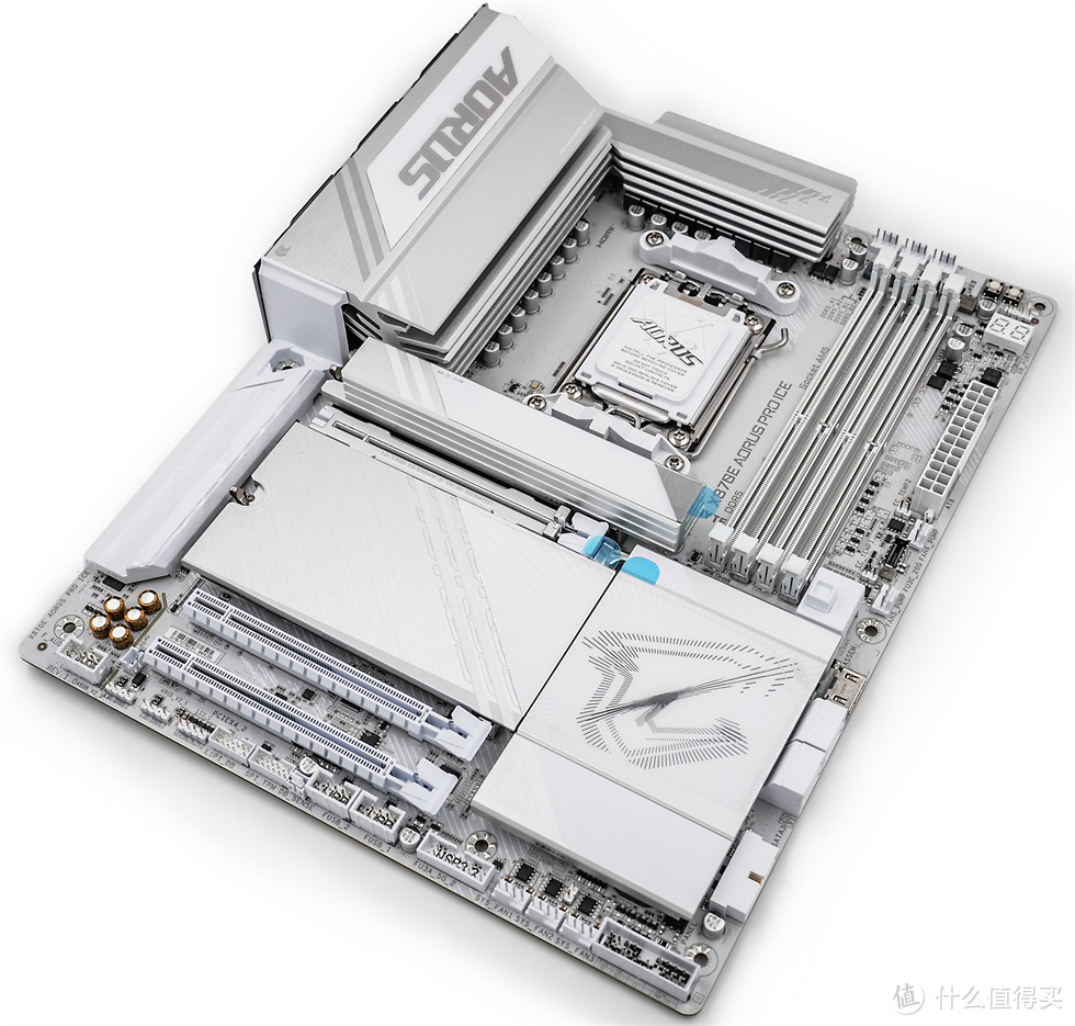 纯白色的海景房主机——9950X+骨伽星舰FV270+技嘉冰雕X870E AORUS PRO ICE主板+影驰星曜4080S装机