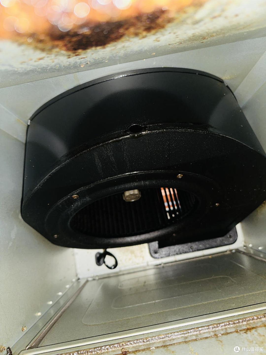 免清洗是不是扯淡？米家P1使用两年后烟机内部实拍