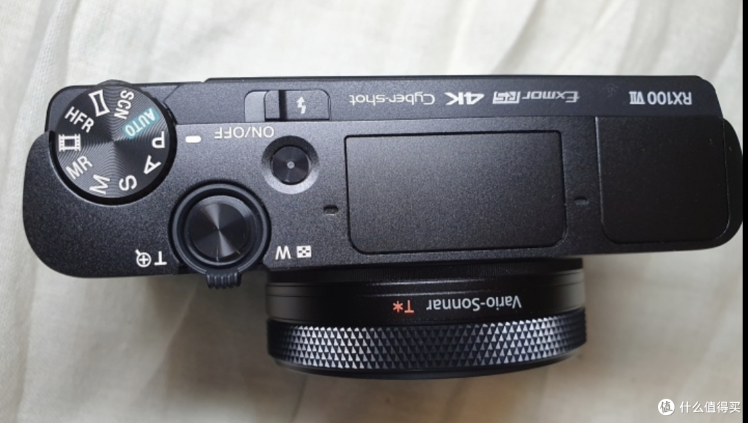 五年过去了，索尼黑卡7还值得买吗？一篇不那么专业的体验测评