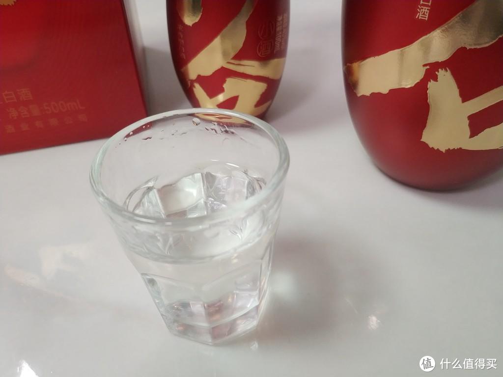 大好日子喝大红米粒：谷小酒大米粒红瓶浓香型白酒