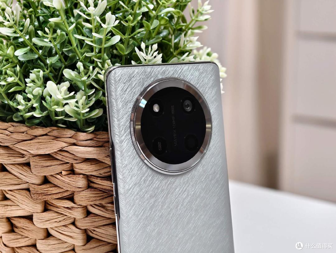 荣耀史上最强千元机,6600mAh电池,三防性能,微曲屏