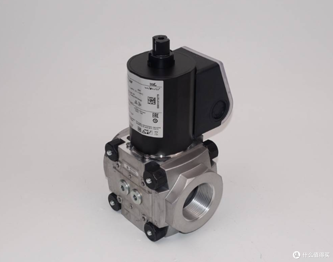 买燃气热水器要注意哪些参数？恒温/静音/增压/零冷水咋选才好用？超实用的燃热选购攻略帮你省钱不踩坑