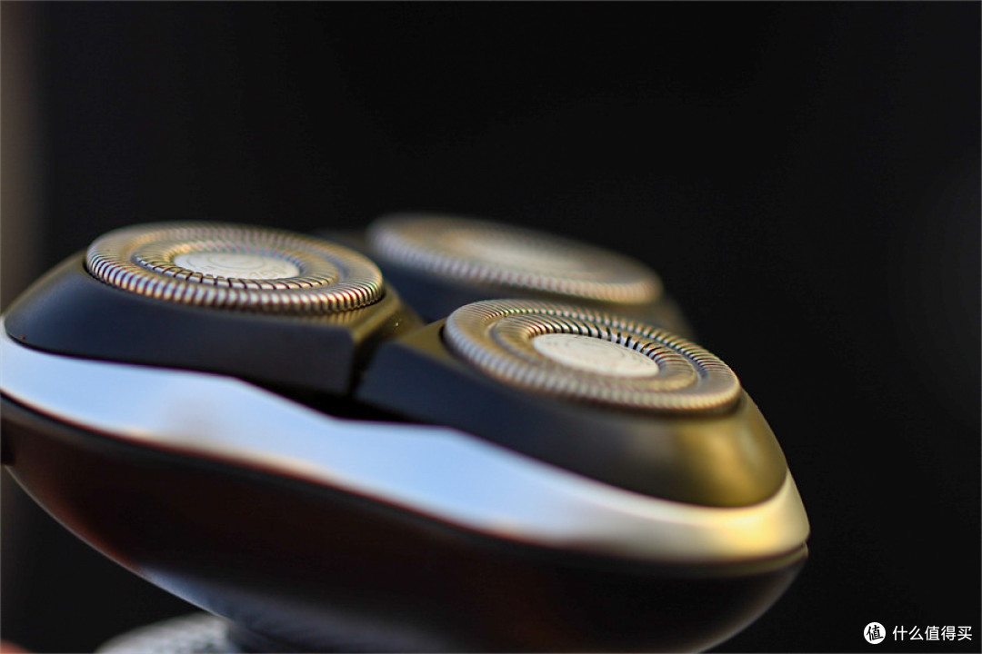 未野 MAX电动剃须刀测评，千元级净须性能不输顶级旗舰