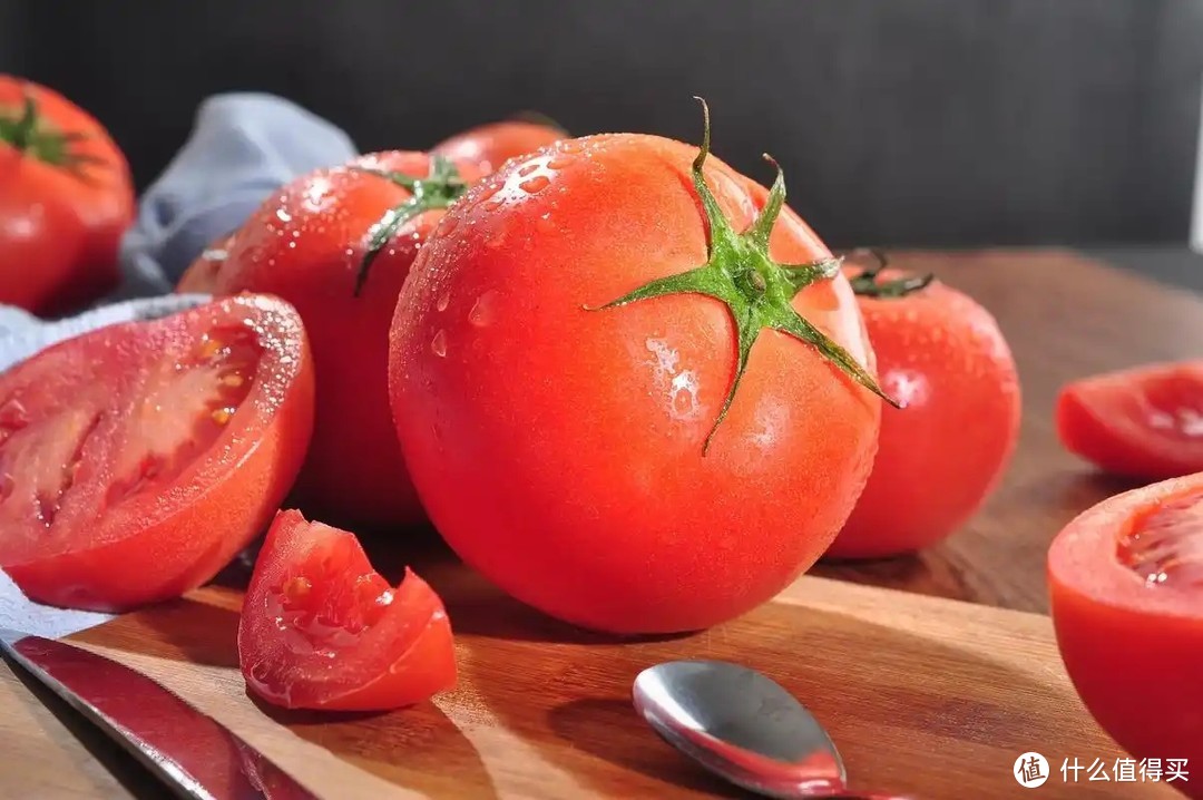 🍅西红柿的营养价值与快手菜推荐