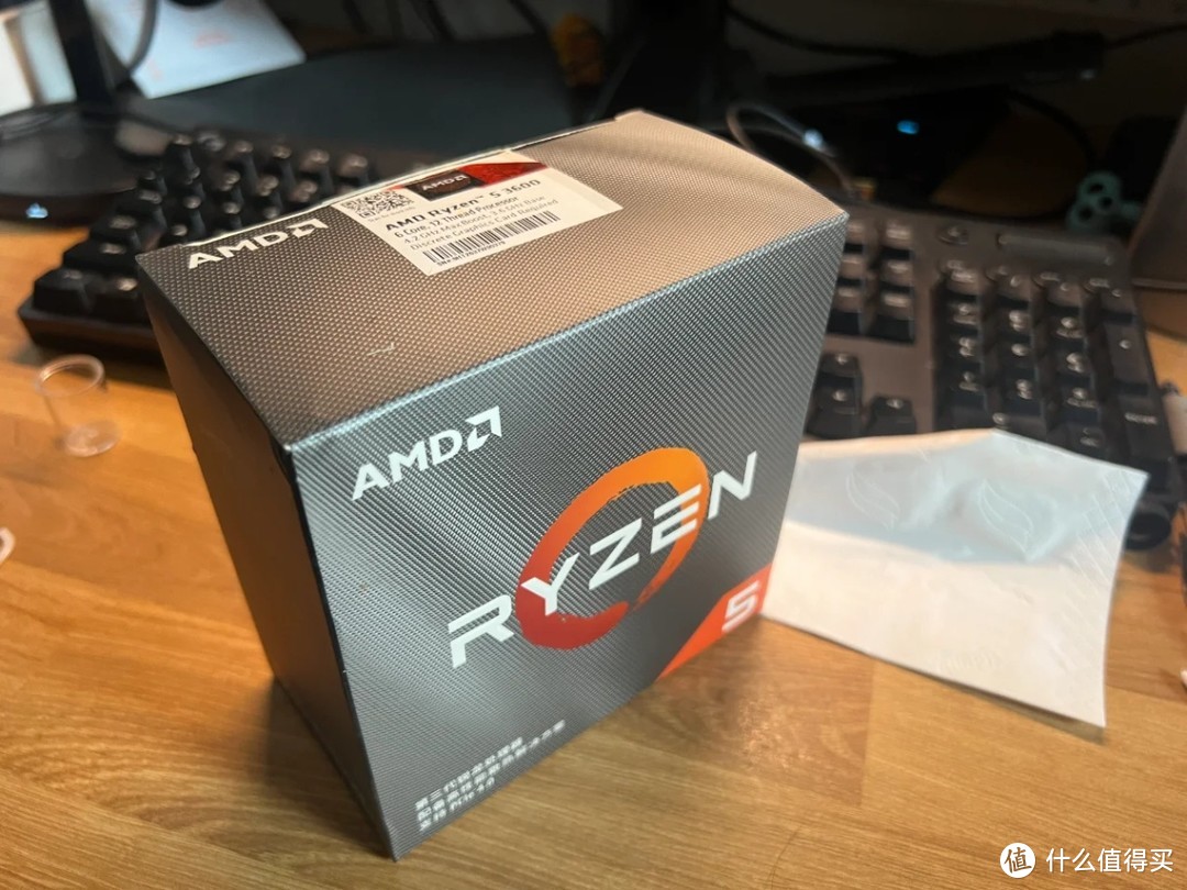 AMD 锐龙 7 5700X3D：游戏与创作的得力助手