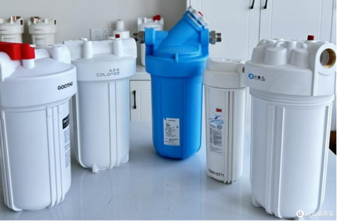 都2025年了，别再看传统的前置过了器了。自冲式大白瓶，创革新科技，换芯成本低至几元钱！