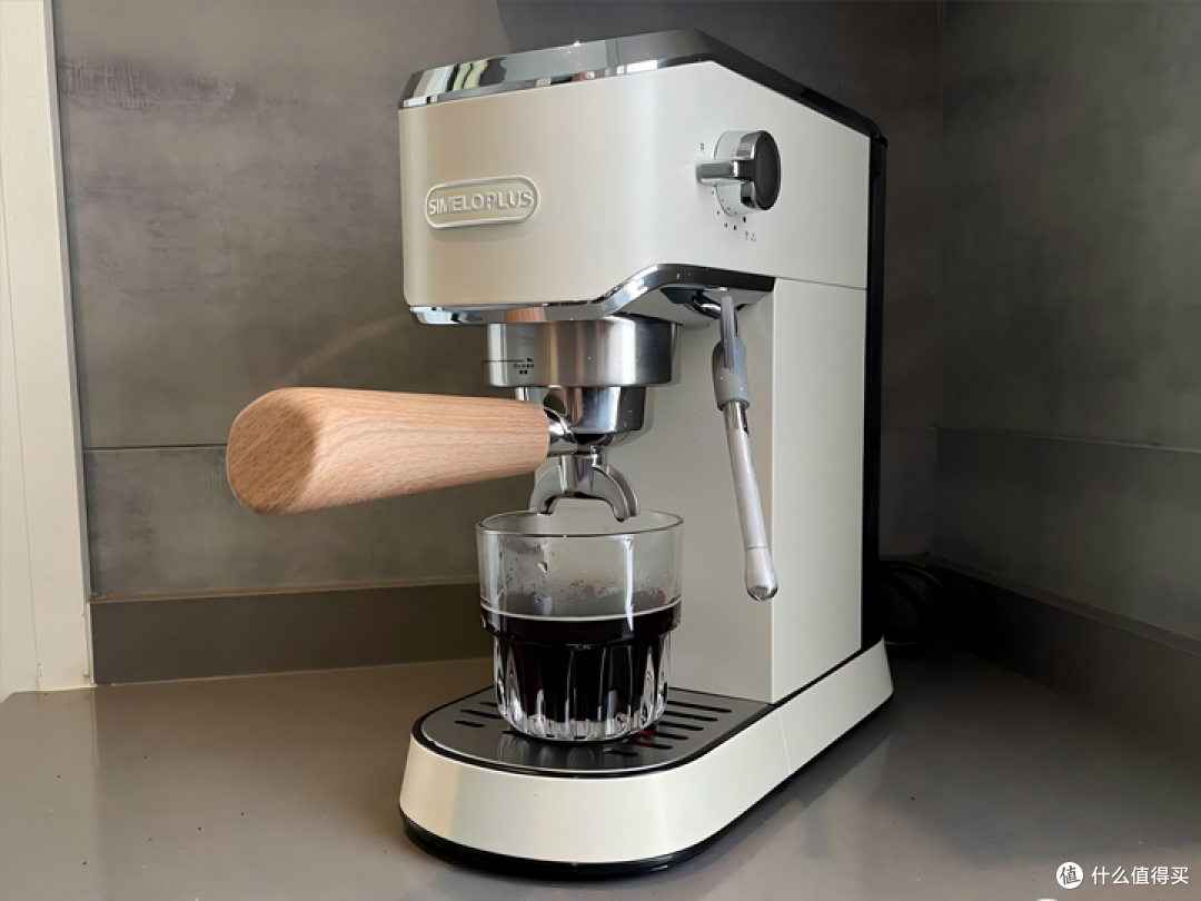 小白该如何选择第一台家用半自动咖啡机?附不同价位的性价比家用半自动咖啡机推荐！