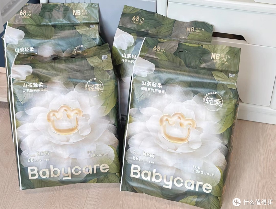 纸尿裤从踩坑到遇见 Babycare 山茶花纸尿裤