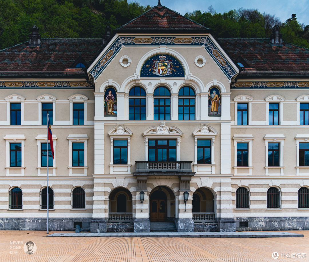 2小时逛完一座首都：列支敦士登瓦杜兹VADUZ_国外度假_什么值得买