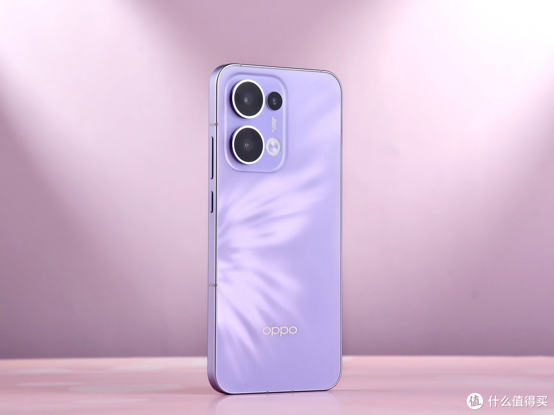 OPPO Reno13你值得拥有的“果味”小直屏，9999元起售