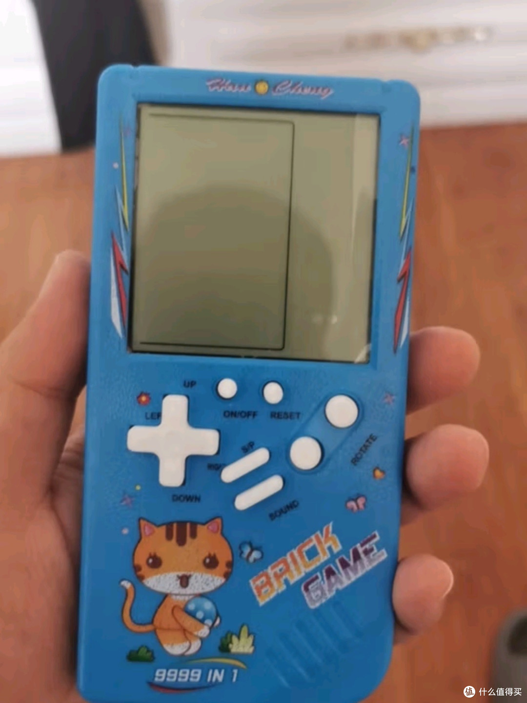 怀旧之旅:murcia俄罗斯方块游戏机——大屏80后90后的经典记忆