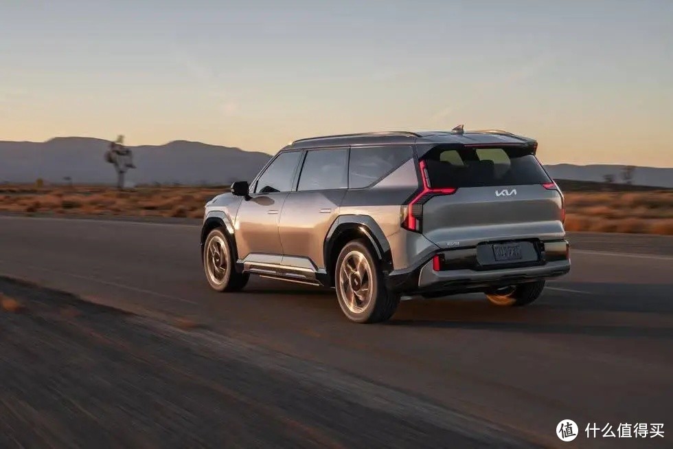 2026 款起亚 EV9 GT SUV 登场：501 马力，0-60 MPH 加速 4.3 秒