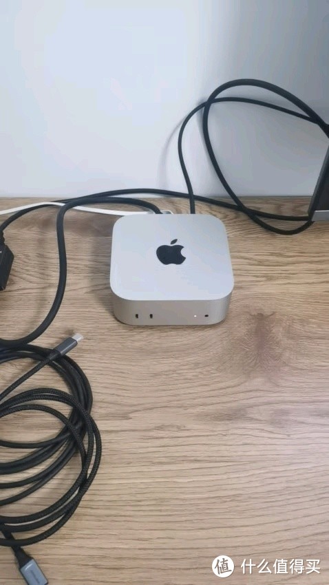 Mac mini M4版：小巧设计带来大惊喜！