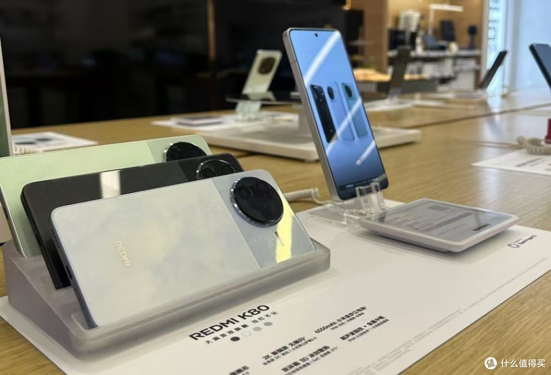 红米K80上市就降价100元，6550mAh+骁龙8Gen3+2K屏，售价更亲民了