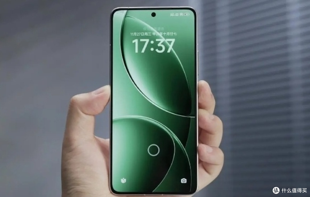 个人闲看红米K80与小米、荣耀等品牌同价位手机对比优劣分析