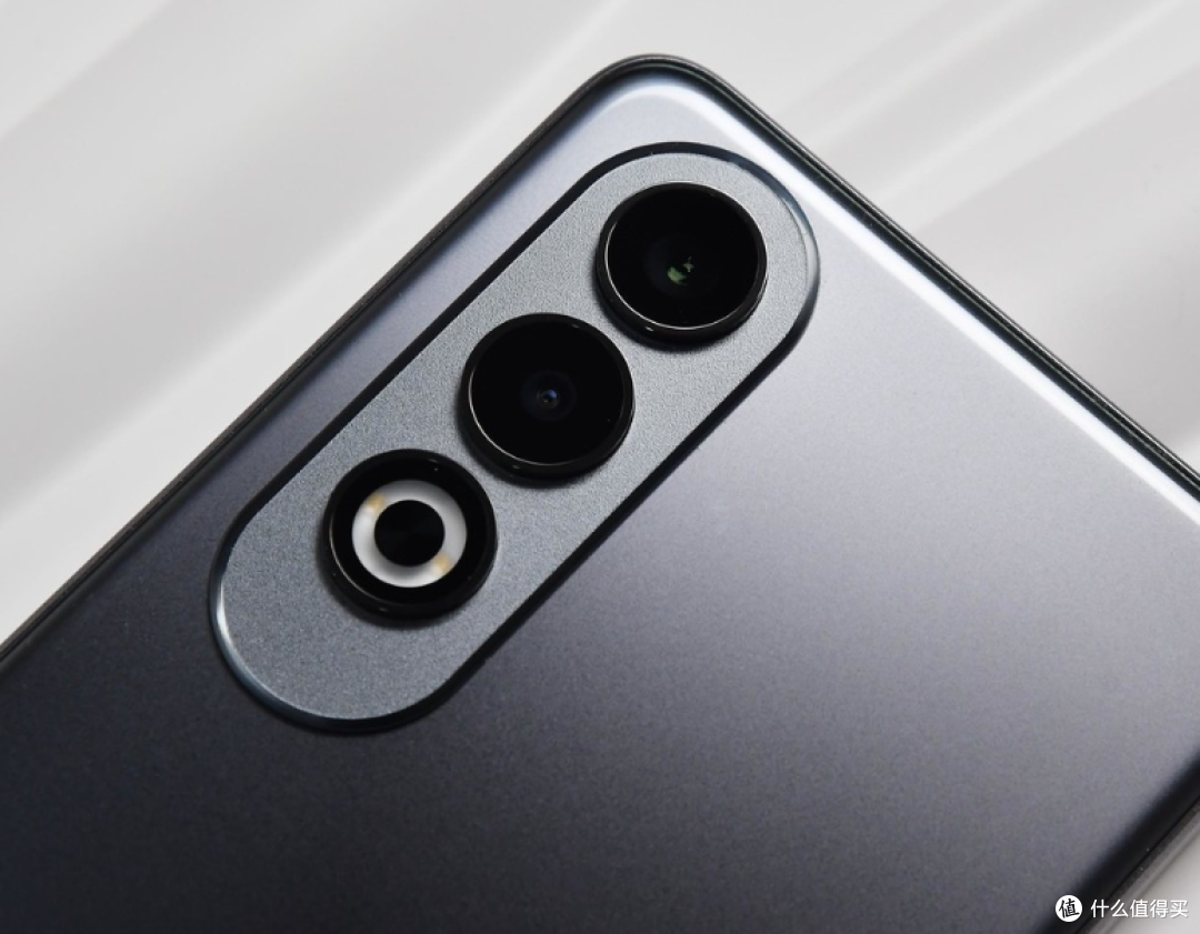 高性价比手机推荐：1500-2000元区间，性能强劲，续航持久，超值之选！