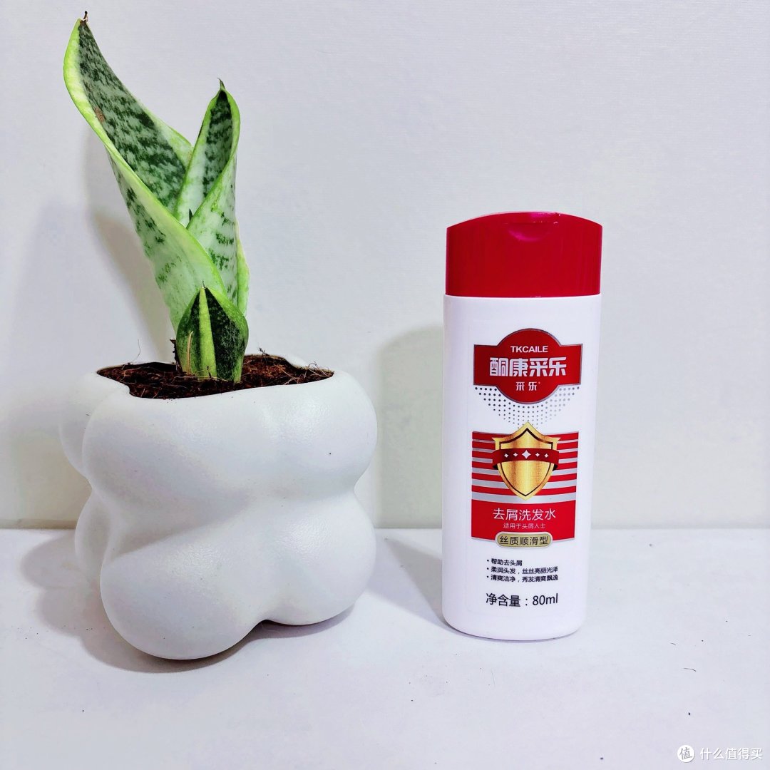 五款去屑洗头水深度横评，花最少的钱选最适合自己的洗发产品！