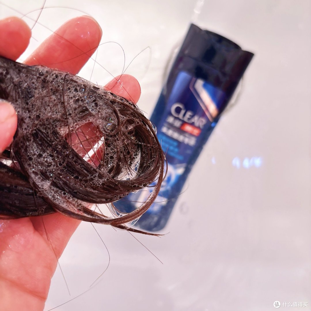 五款去屑洗头水深度横评，花最少的钱选最适合自己的洗发产品！