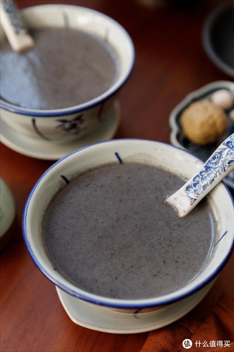 建议中老年人：别太节俭，5种小零食该吃吃